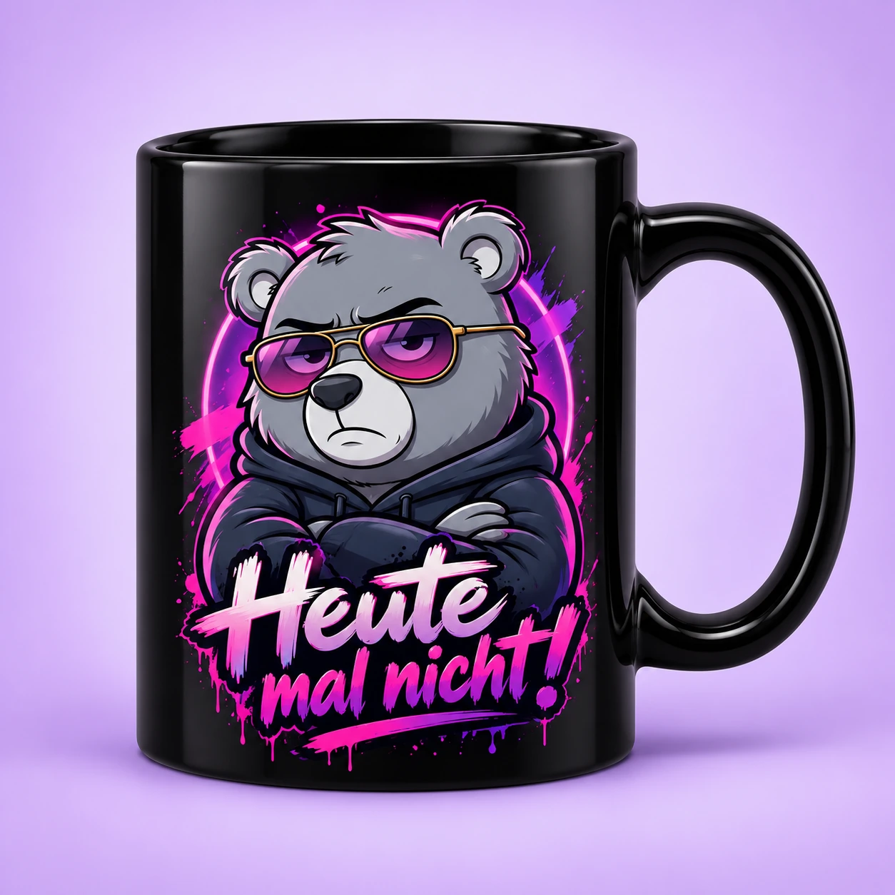 Schwarze Tasse mit Muffelz-Bärenmotiv – gestaltete Produktvorschau, kein verifiziertes Spreadshop-Produktfoto